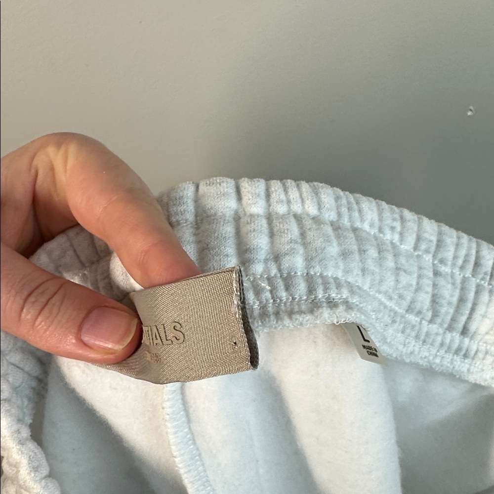 Fear of God Essentials Sweatpants Men’s Size L Baggy Sweats - Picture 15 of 15